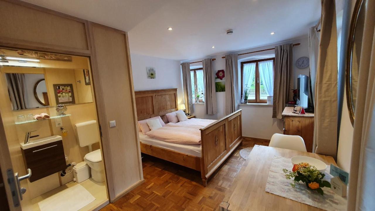 Gaestezimmer Vogtareuth Rinser Екстер'єр фото